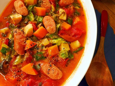 セロリでお店の味に！ゴロゴロ野菜の★トマトスープ